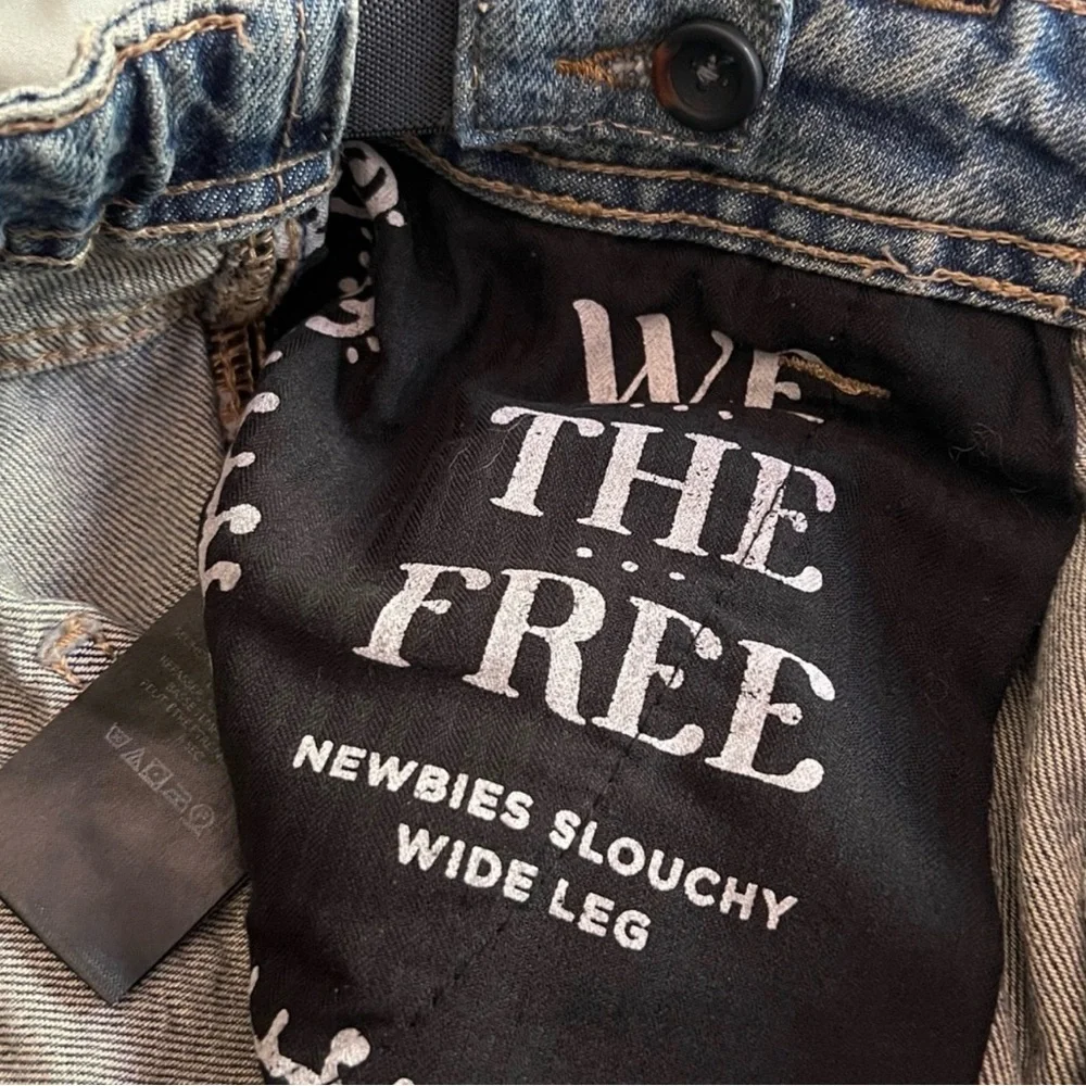 WE THE FREE Newbies Solid Slouchy Jeans - Picture 9 of 13